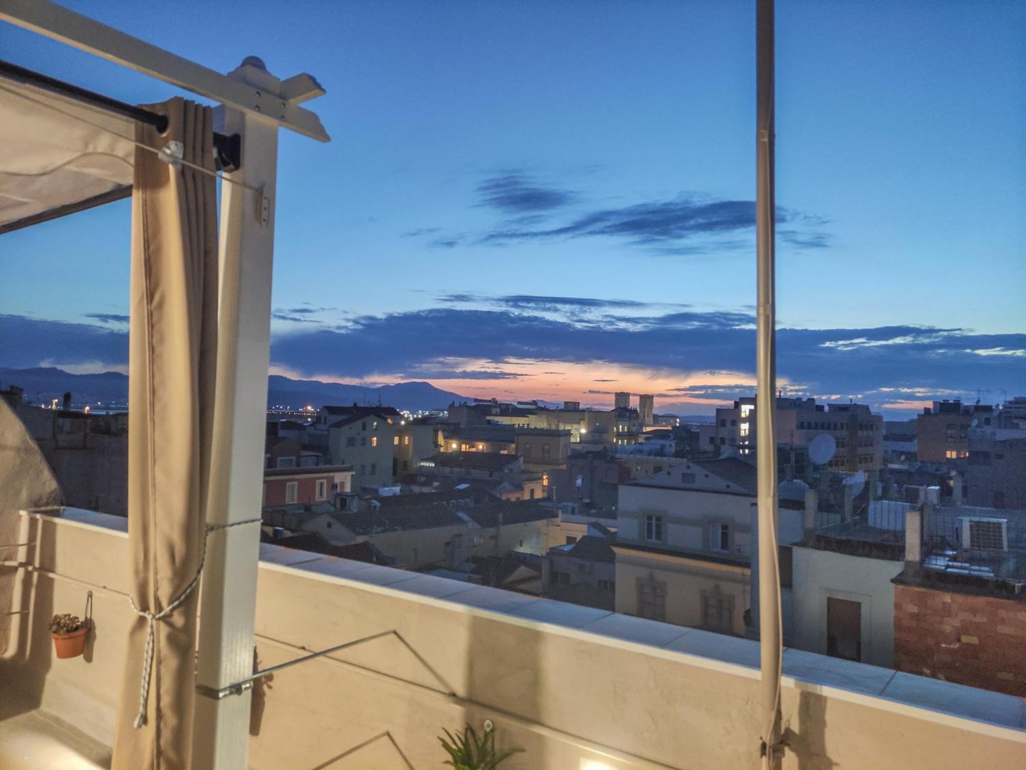 Panoramic House With Terrace - Marina * Cagliari