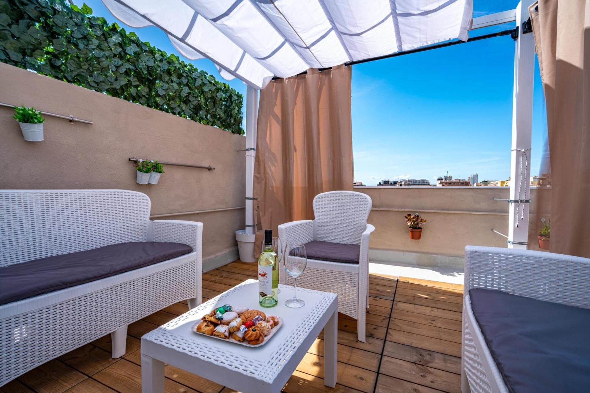 Panoramic House With Terrace - Marina Cagliari