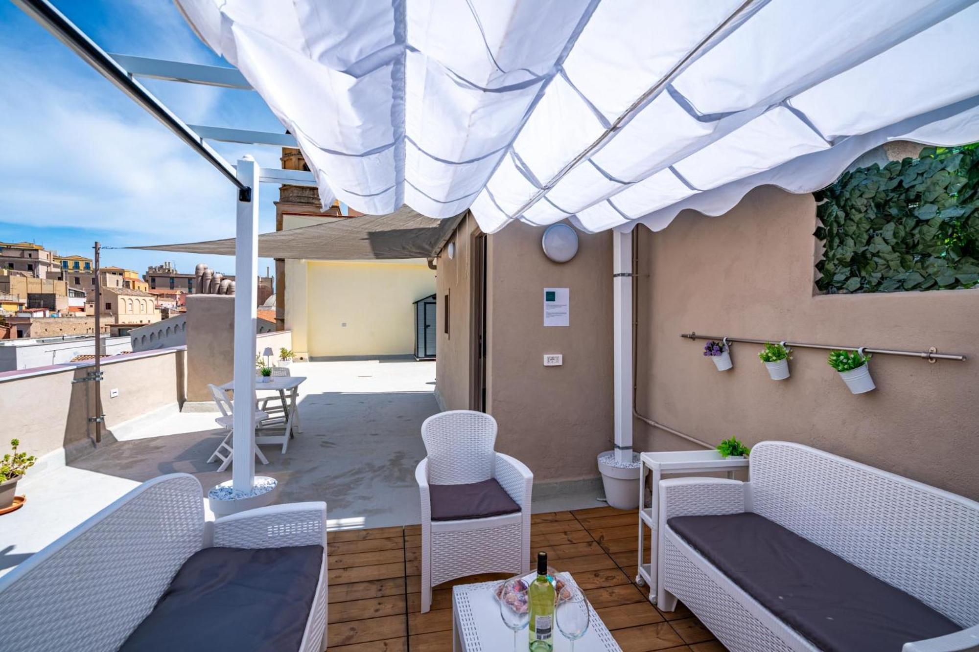 Panoramic House With Terrace - Marina